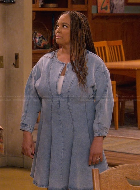 Regina’s denim v-neck dress on The Upshaws