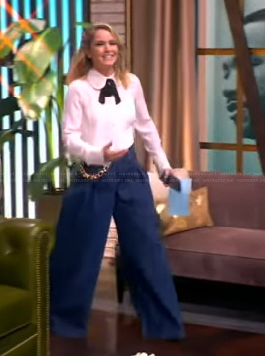 Sara’s white contrast bow blouse and denim jeans on The View