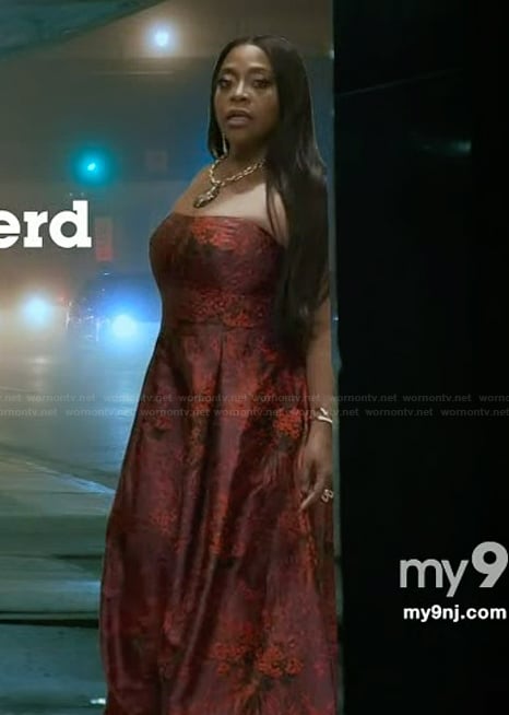 Sherris’ red floral strapless dress on Sherri