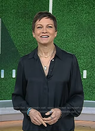 Stephanie’s black shirt on Today