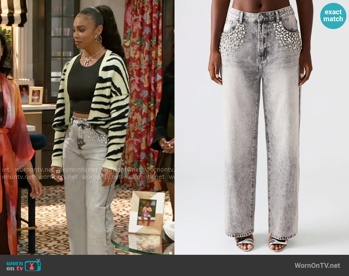 Steve Madden Eras Crystal Embellished Straight Leg Jeans worn by Chelsea Hamilton (RhonniRose Mantilla) on Beyond the Gates
