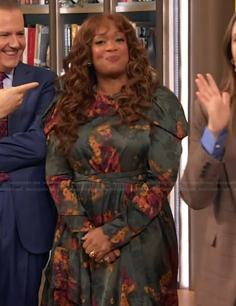Sunny Anderson’s green floral print dress on The Drew Barrymore Show