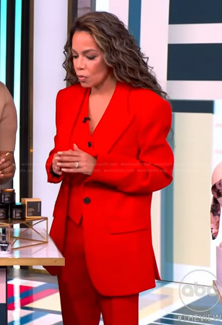 Sunny’s red blazer and vest on The View