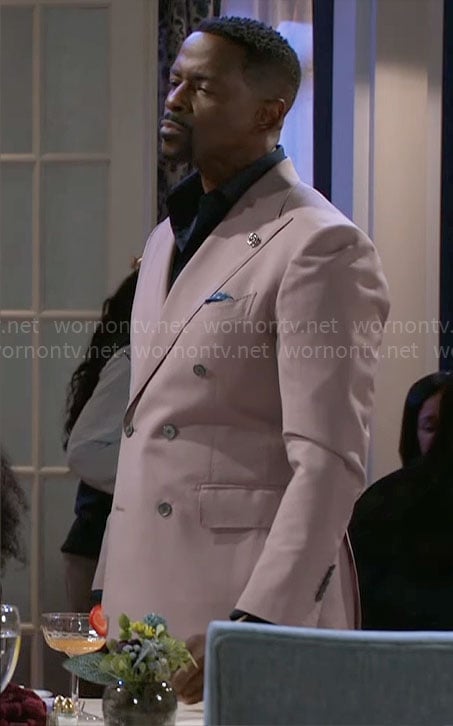 Ted’s mauve suit on Beyond the Gates
