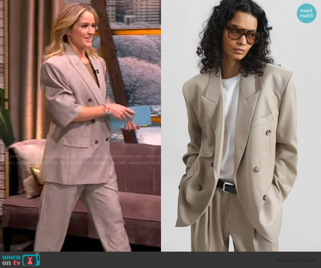 The Frankie Shop Dunbar Double Breasted Blazer worn by Sara Haines on The View