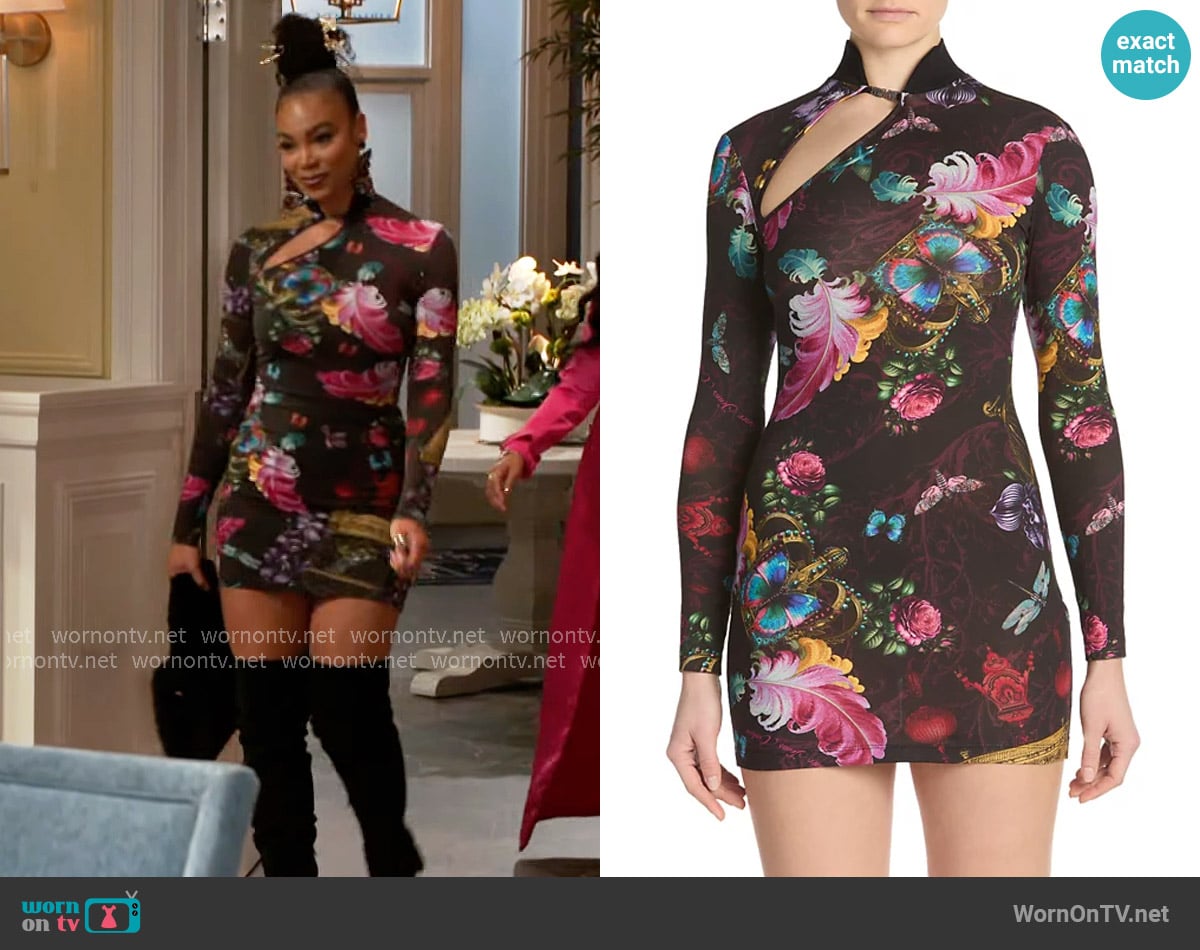 Versace Jeans Couture Printed Long Sleeve Dress worn by Chelsea Hamilton (RhonniRose Mantilla) on Beyond the Gates