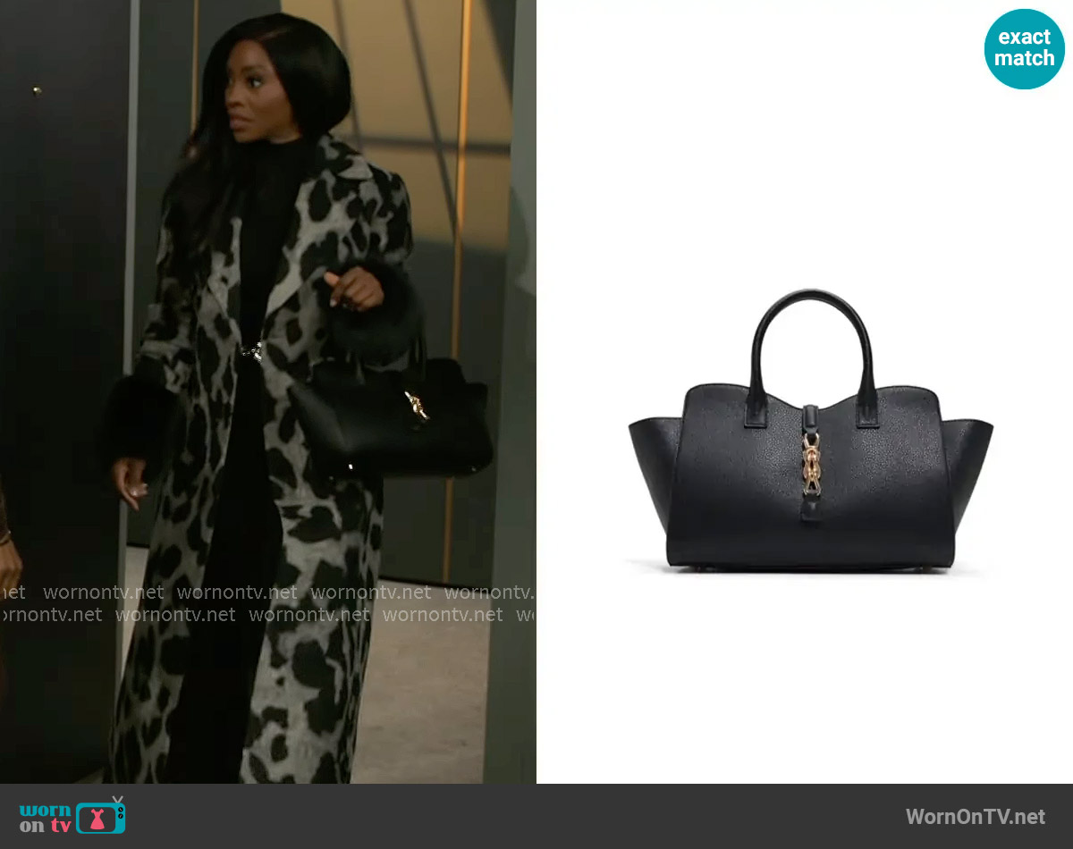 Aldo Georigiax Bag worn by Lynette Wise (Dominique Madison) on Beyond the Gates
