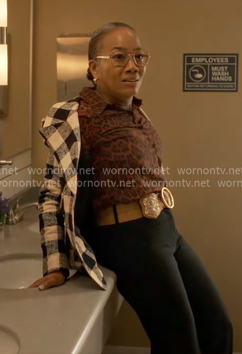 Amanda’s red leopard print shirt and checked blazer on Will Trent