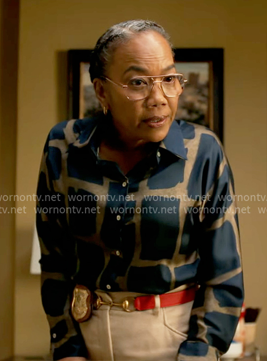 Amanda’s squares print shirt on Will Trent
