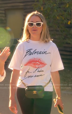 Amanda’s white lip print tee on The Real Housewives of Beverly Hills