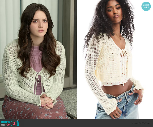 ASOS Open knit cardigan in lemon worn by Hayley Haller (Krista Warner) on The Lincoln Lawyer
