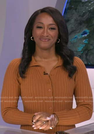 Brittany’s brown ribbed cardigan dress on Good Morning America
