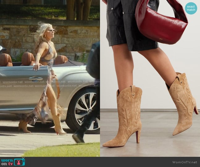 Christian Louboutin Santiabooty 85 Suede Knee Boots worn by Angela Norris (Ali Larter) on Landman