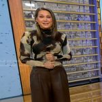 Ginger’s abstract print top and brown leather pants on Good Morning America