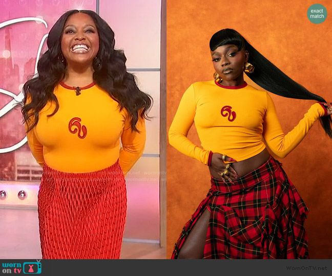 Kai Collective Nao Cotton Logo Embroidered Long Sleeve Top worn by Sherri Shepherd on Sherri