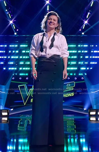 Kelly’s black tuxedo maxi skirt on The Voice