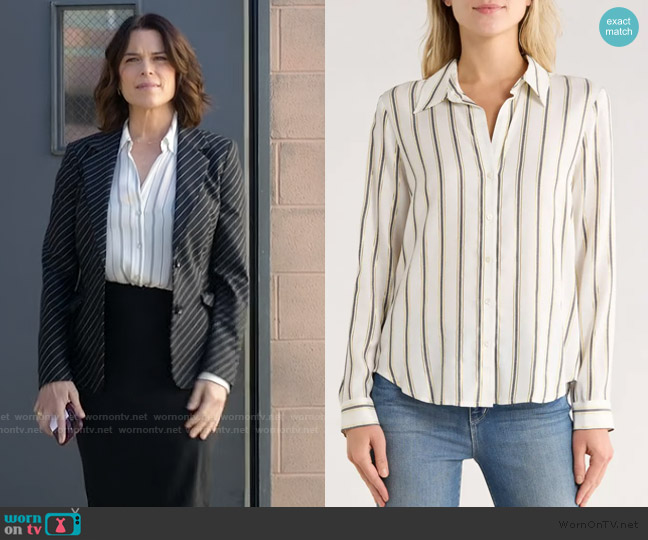 L'Agence Holly Long Sleeve Button-Up Shirt worn by Maggie McPherson (Neve Campbell) on The Lincoln Lawyer