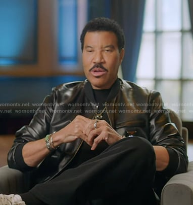 Lionel’s black leather bomber jacket on American Idol