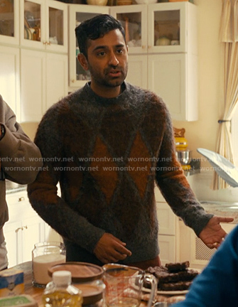 Naveen’s grey argyle sweater on The Burbs