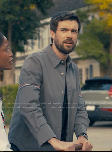 Rob’s grey button down shirt on The Burbs