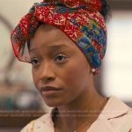 Samira’s gold chain necklace on The Burbs