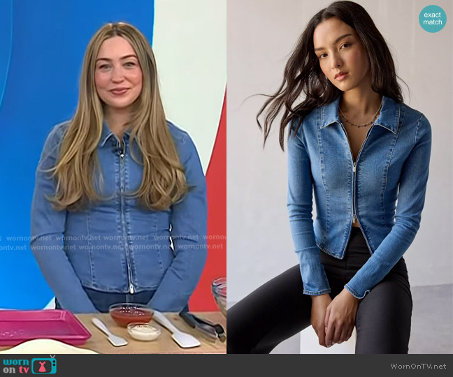 Urban Outfitters Ledia Slim Long Sleeve Zip-Front Denim Shirt worn by Skyler Bouchard on Today