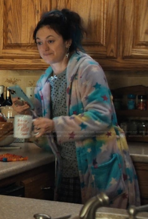 Zoe’s star print fleece robe on His & Hers