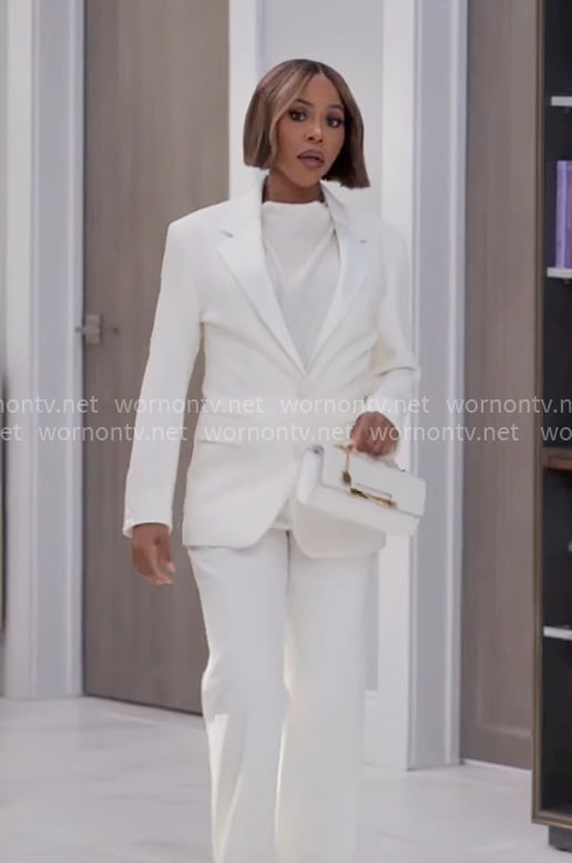 Andi’s white suit on Tyler Perrys Sistas