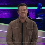 Carson Daly’s brown suede shirt jacket on The Voice