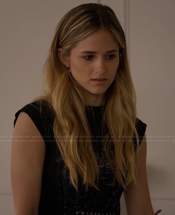 Cora’s city of angels top on Imperfect Women