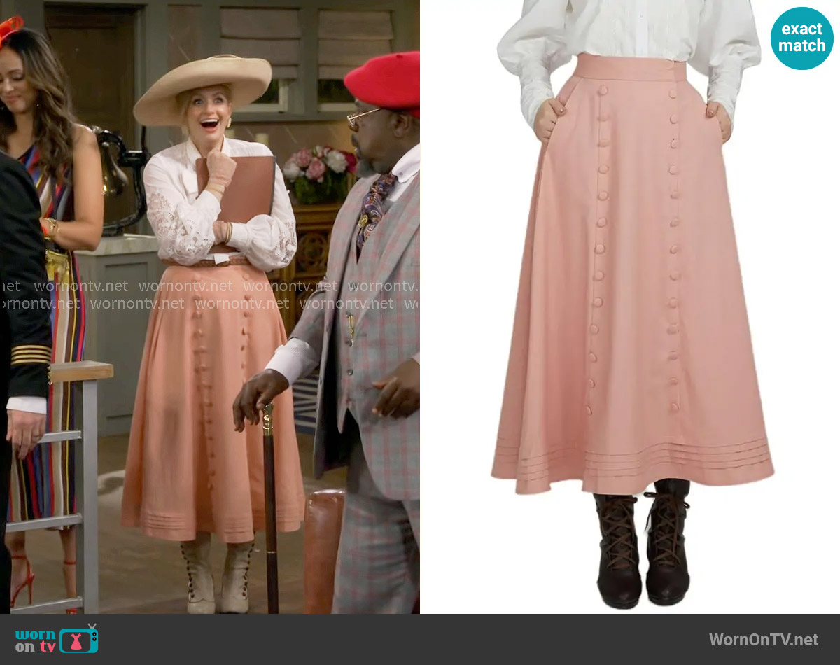 Daizbella Renaissance Skirt worn by Gemma (Beth Behrs) on The Neighborhood
