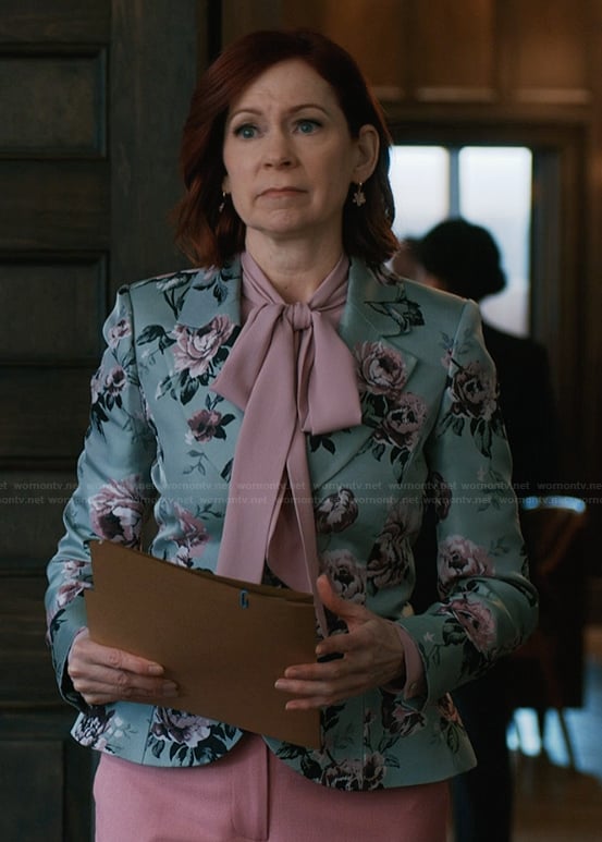 Elsbeth’s blue floral print blazer on Elsbeth