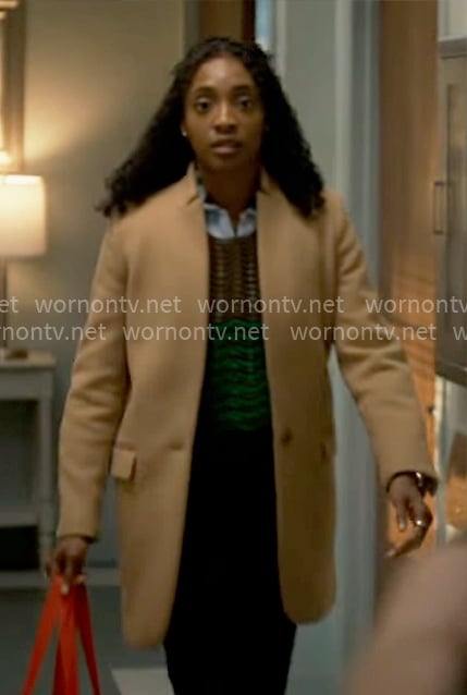 Faith’s camel coat on Will Trent