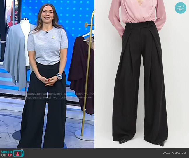 Favorite Daughter The Pleats For Days Pants in Black worn by Melissa Garcia on Today
