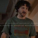 Flynn’s grey washed print tee on 9-1-1