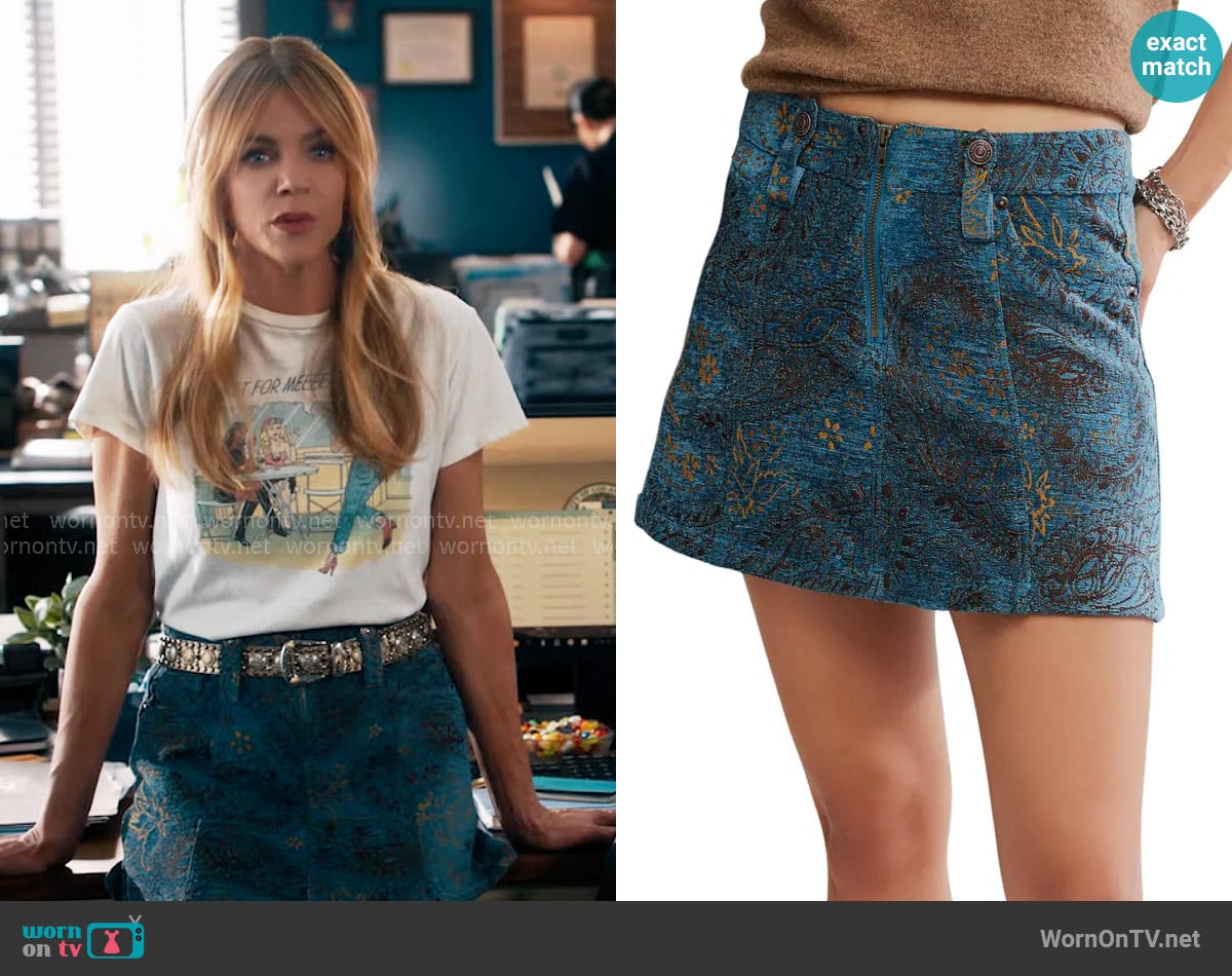 Free People Micah Miniskirt worn by Morgan Gillory (Kaitlin Olson) on High Potential