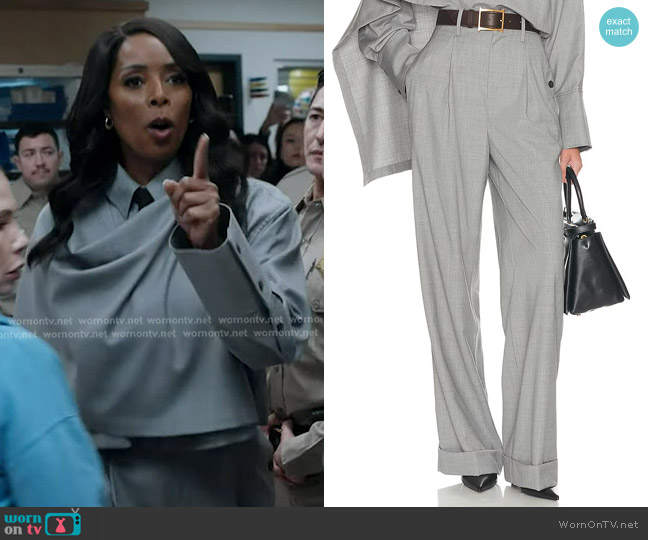 Helsa The Paperbag Trouser in Grey Melange worn by Gabi Bond (Tasha Smith) on 9-1-1