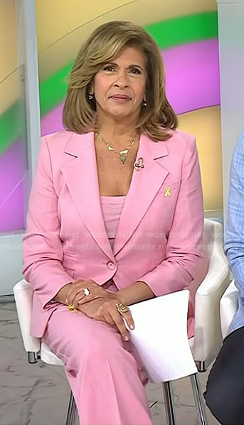 Hoda’s pink top, blazer and wide-leg pants on Today