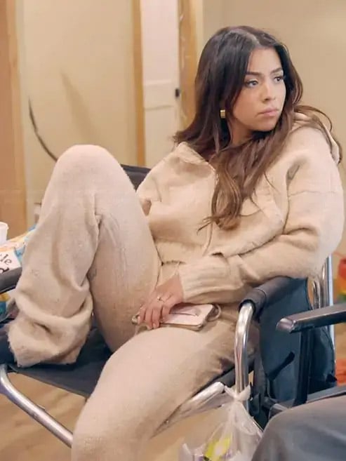 Jen’s beige teddy sweatshirt and pants on The Secret Lives of Mormon Wives