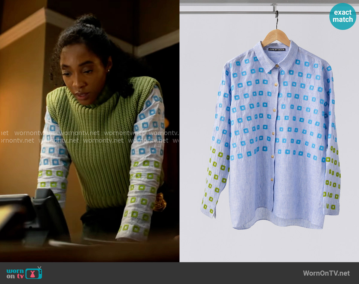 Jupe by Jackie Square Shirt in Blue worn by Faith Mitchell (Iantha Richardson) on Will Trent