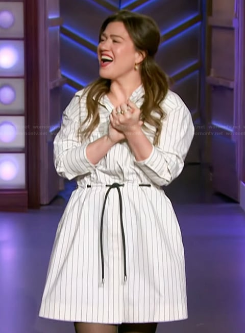 Kelly’s white striped shirtdress on The Kelly Clarkson Show