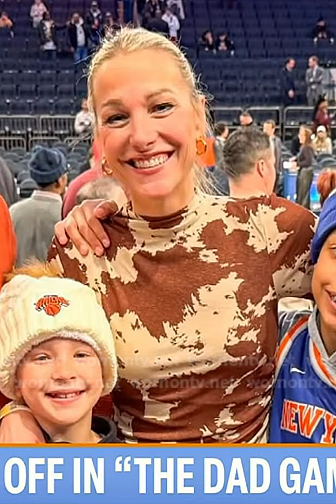 Lindsay Czarniak’s brown cow print top on Today