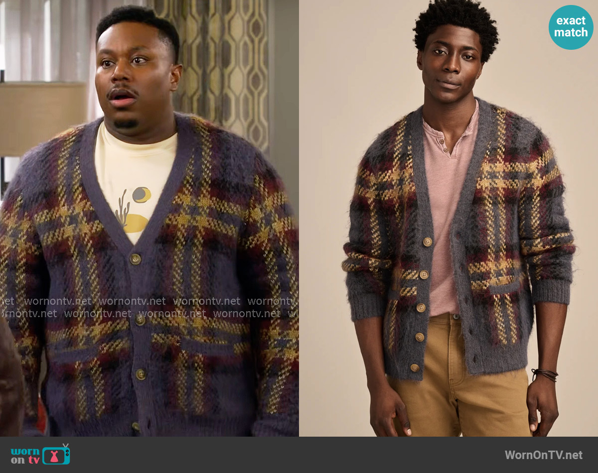 Lucky Brand Brushed Jacquard Cardigan worn by Marty (Marcel Spears) on The Neighborhood