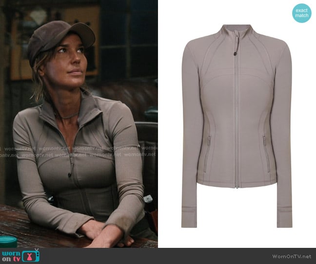 Lululemon Define Jacket Nulu worn by Belle Skinner (Arielle Kebbel) on Marshals
