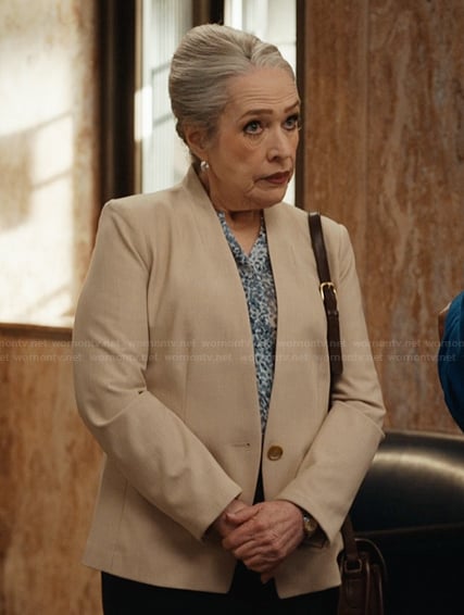 Madeline’s beige blazer on Matlock