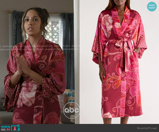 Natori Deco Satin Robe in Red worn by May Grant (Corinne Massiah) on 9-1-1