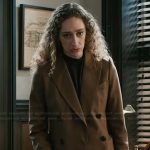 Samantha’s brown double breasted blazer on Elsbeth