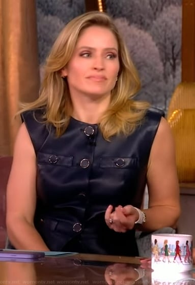 Sara’s black leather vest on The View
