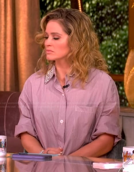 Sara’s pink embellished collar top on The View