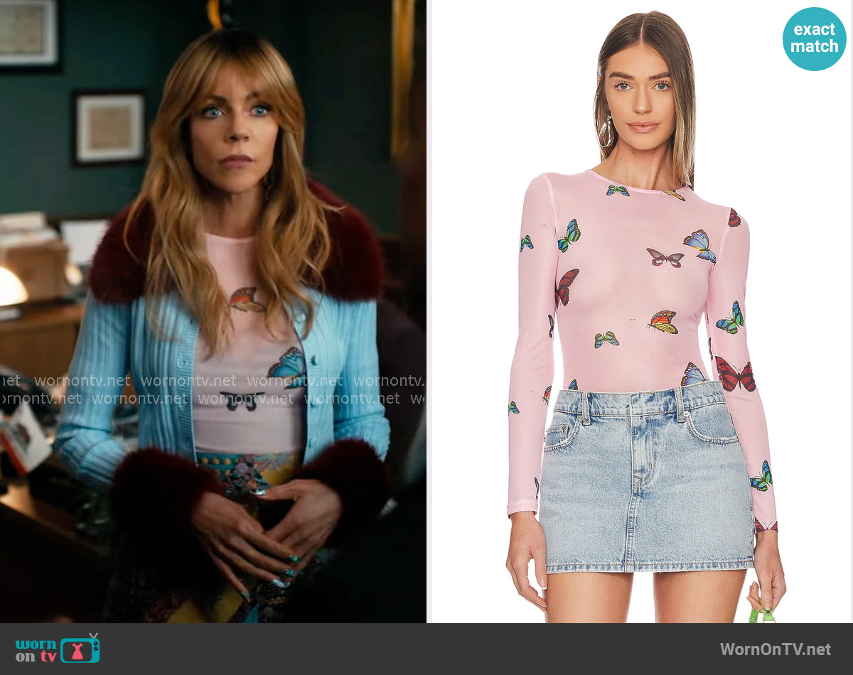 Superdown Ari Butterfly Mesh Top worn by Morgan Gillory (Kaitlin Olson) on High Potential
